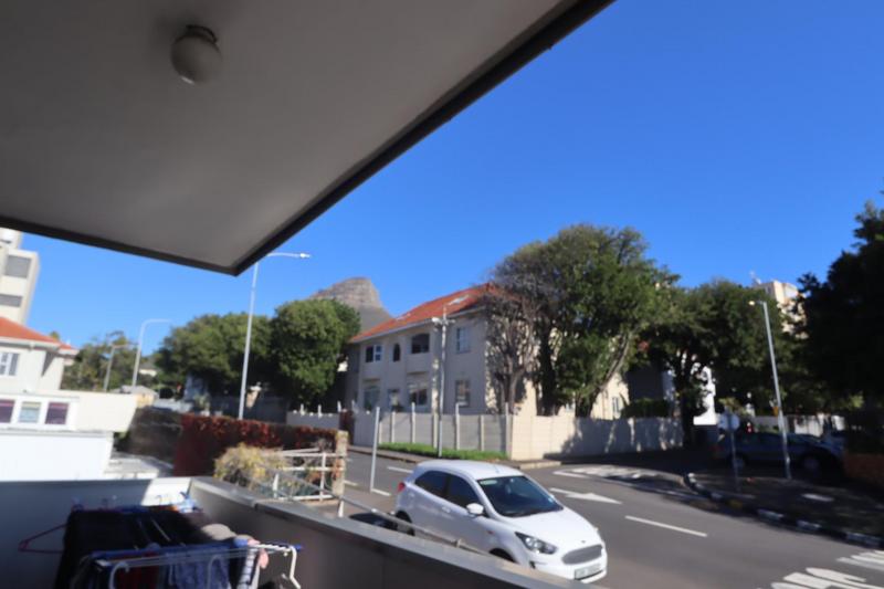 To Let 2 Bedroom Property for Rent in Tamboerskloof Western Cape